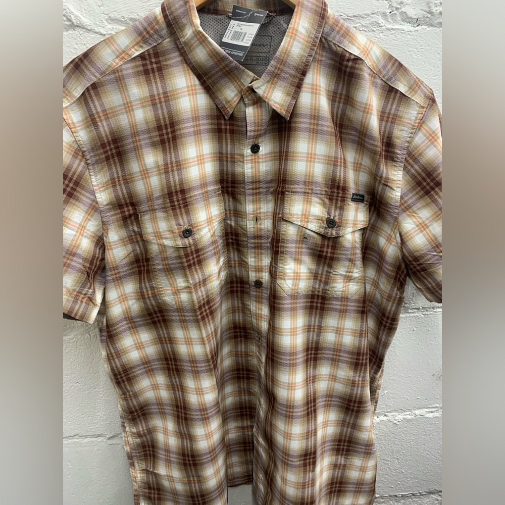 Eddie Bauer new mens shirt.